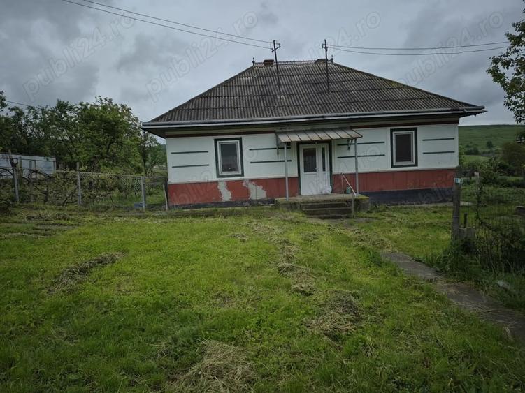 Casă cu 4 camere în Tudora