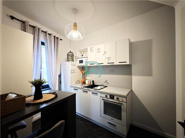 Apartament cu 2 camere decomandat în Ultracentral