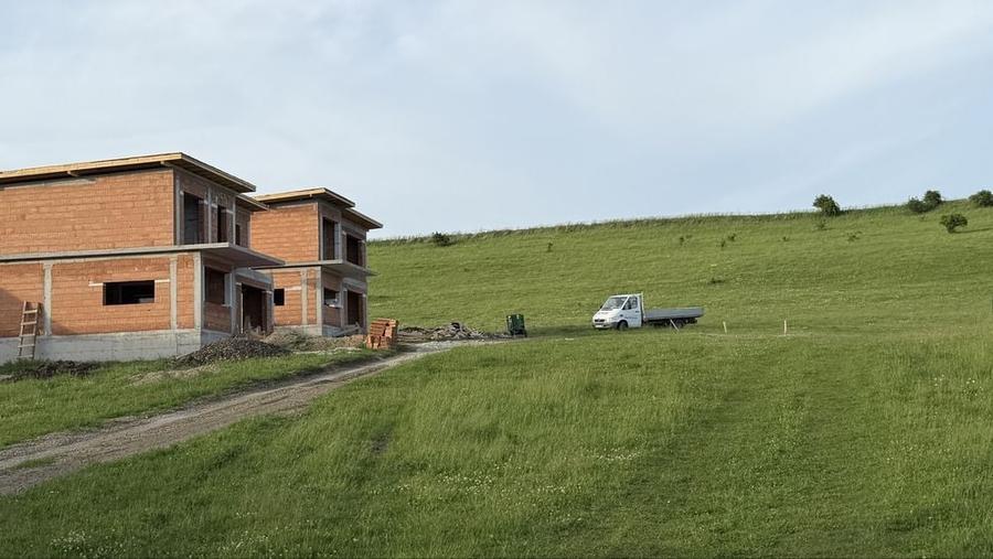 Casă cu 4 camere în Moara