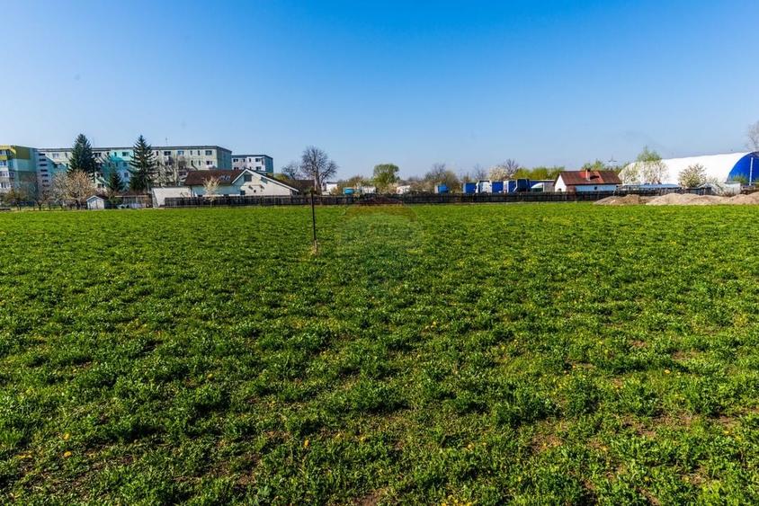Teren Construcții intravilan de 2067 mp, în Bartolomeu