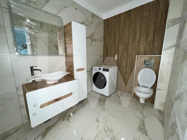 Apartament cu 3 camere semidecomandat în Șelimbăr