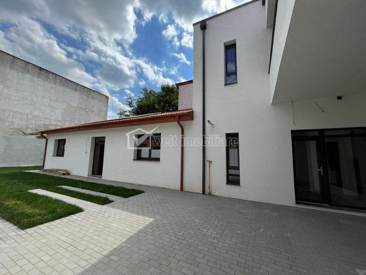 Spațiu comercial, de 273 mp, în Central