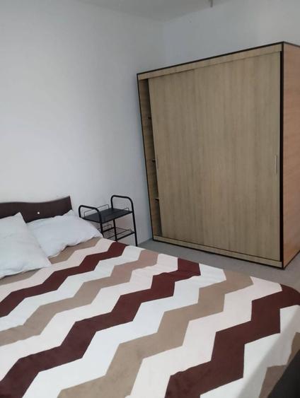 Apartament cu 4 camere în Horodnic