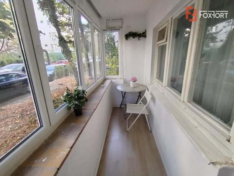 Apartament cu 2 camere semidecomandat, mobilat în Girocului