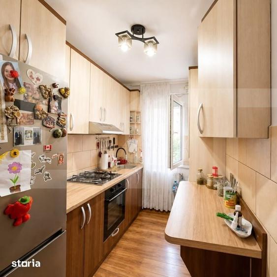Apartament cu 3 camere semidecomandat în Central