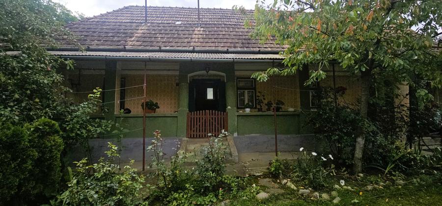Casă cu 2 camere în Gălățeni