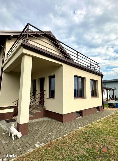Casă cu 4 camere cu Teren 750 Mp în Mihai Viteazu
