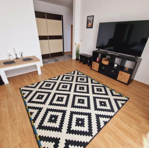 Garsonieră decomandată în Florești