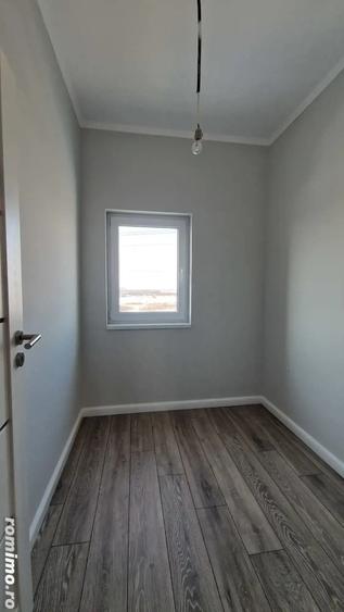 Casă cu 4 camere cu Teren 274 Mp în Remetea Mare