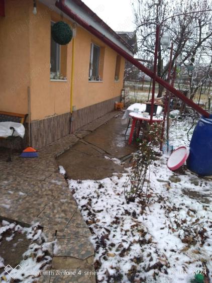 Casă cu 3 camere cu Teren 1000 Mp în Central