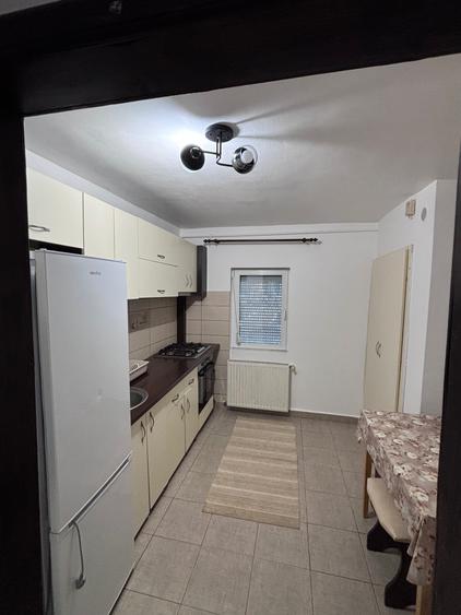 Apartament cu 2 camere semidecomandat în Micro 16