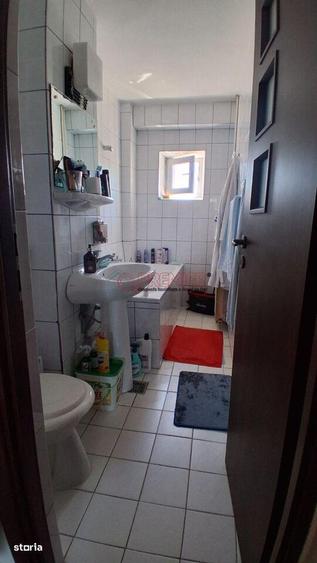 Apartament cu 4 camere decomandat în Octavian Goga