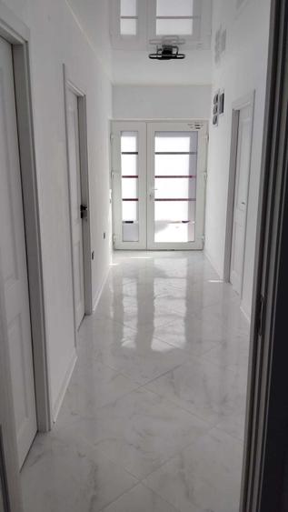 Casă cu 3 camere în Cazasu