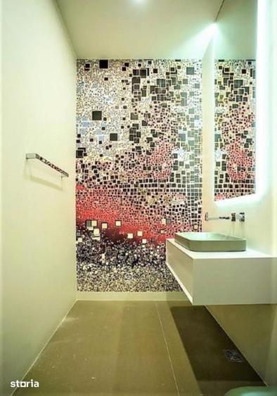 Apartament cu 5 camere în Central