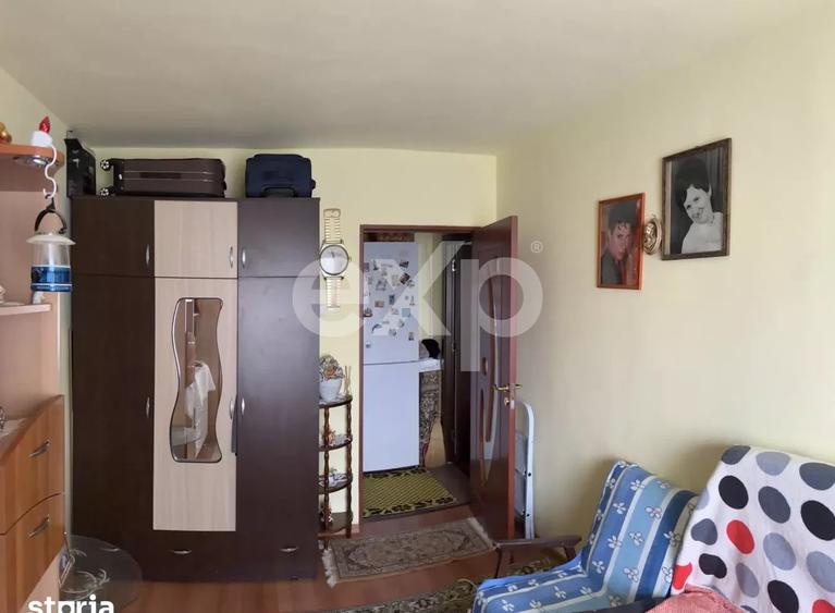 Apartament cu 2 camere decomandat, mobilat în Micro 6