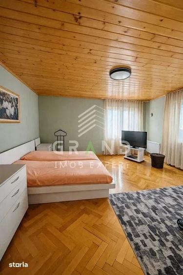Casă cu 5 camere cu Teren 400 Mp în Gheorgheni