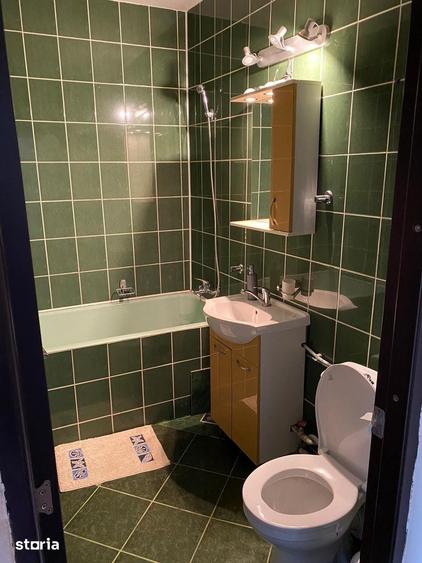 Apartament cu 3 camere semidecomandate, Centru - 1
