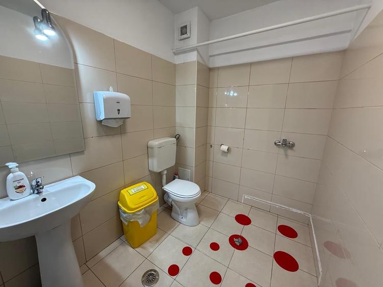 Spațiu comercial, de 360 mp, în P-ța Victoriei