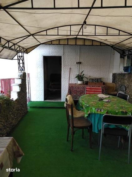 Casă cu 4 camere cu Teren 1000 Mp în Ghindeni