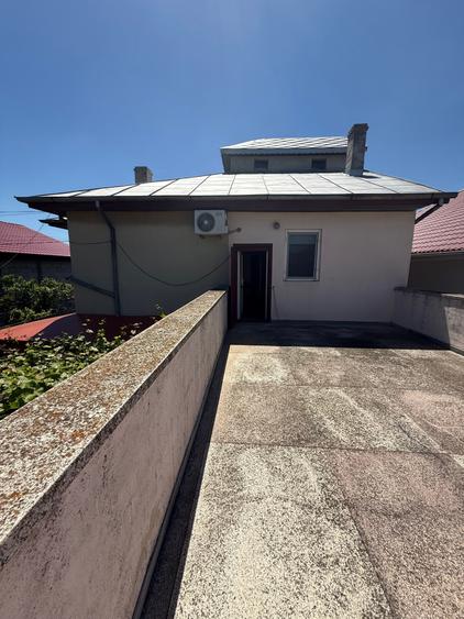 Casă individuală cu 4 camere cu Canalizare în Valu lui Traian