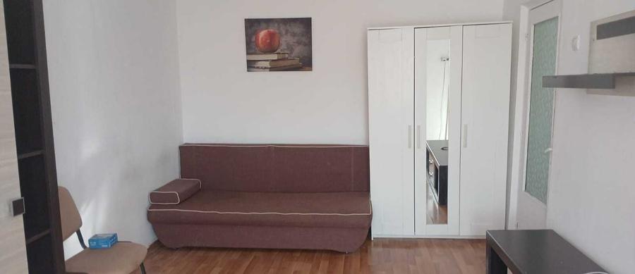 Garsonieră semidecomandată în Unirii Sud