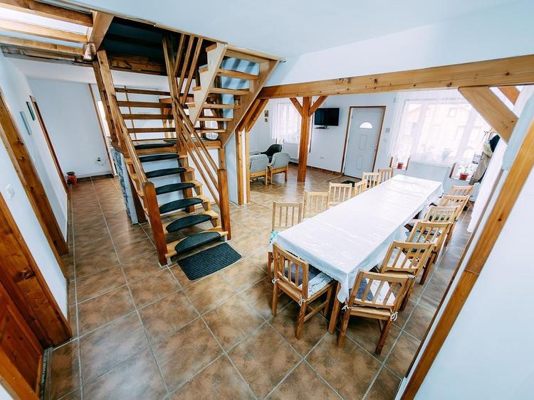 Casă cu 4 camere în Muntele Băișorii