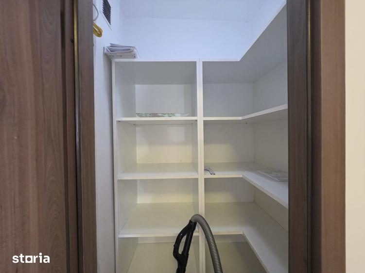 Apartament cu 3 camere în Centrul Istoric