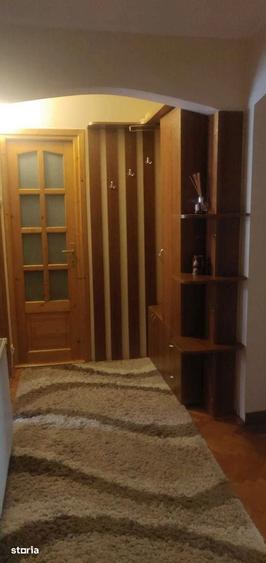 Apartament cu 4 camere în Între Lacuri