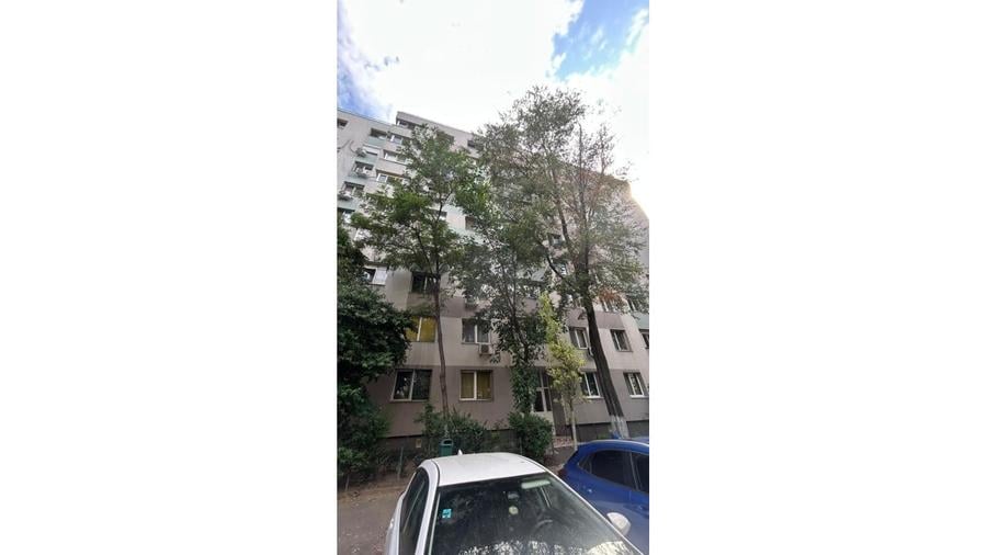 REA1029661 Apartament 2 camere Crangasi - Loc de parcare - 13