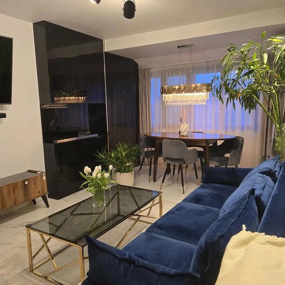 Apartament cu 2 camere semidecomandat în Central