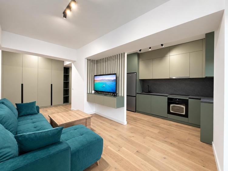 Apartament cu 2 camere semidecomandat, mobilat în Pipera
