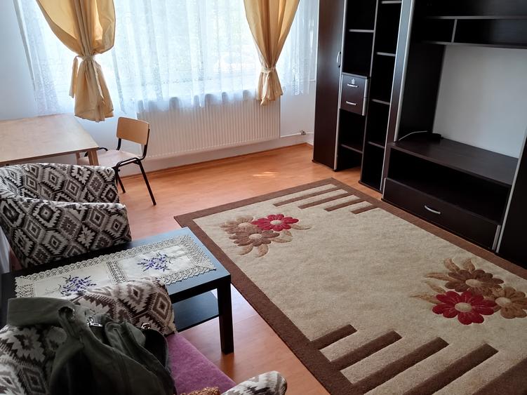 Garsonieră decomandată în Drumul Taberei
