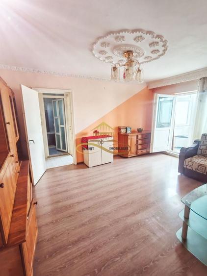 Apartament cu 2 camere semidecomandat, mobilat în Banca Națională