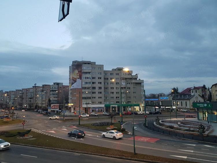 Apartament cu 2 camere decomandat în 15 Noiembrie