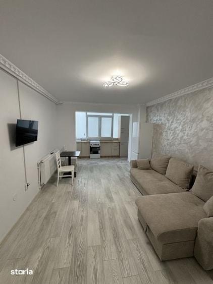 Apartament cu 2 camere decomandat în Palazu Mare