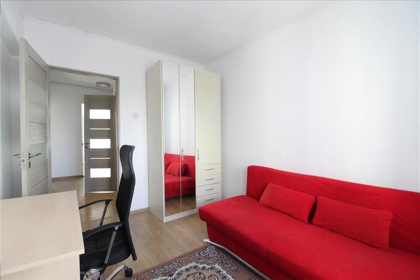 Apartament cu 3 camere decomandat, mobilat în Mănăștur