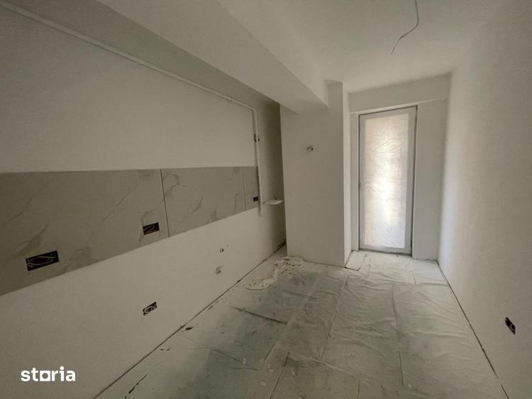 Apartament cu 3 camere decomandat în George Enescu