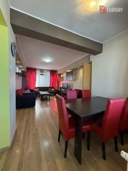 Apartament cu 4 camere semidecomandat, mobilat în Circumvalațiunii