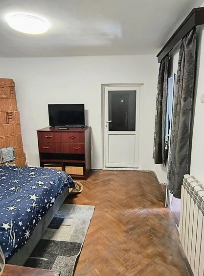 Casă cu 2 camere cu Teren 80 Mp în Colentina