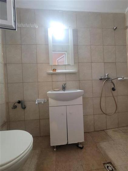 Casă individuală cu 5 camere cu Teren 314 Mp în Vest