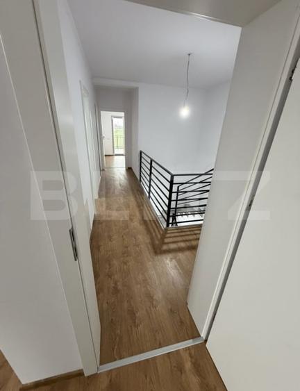 Casă individuală cu 4 camere cu Teren 350 Mp în Săcălaz