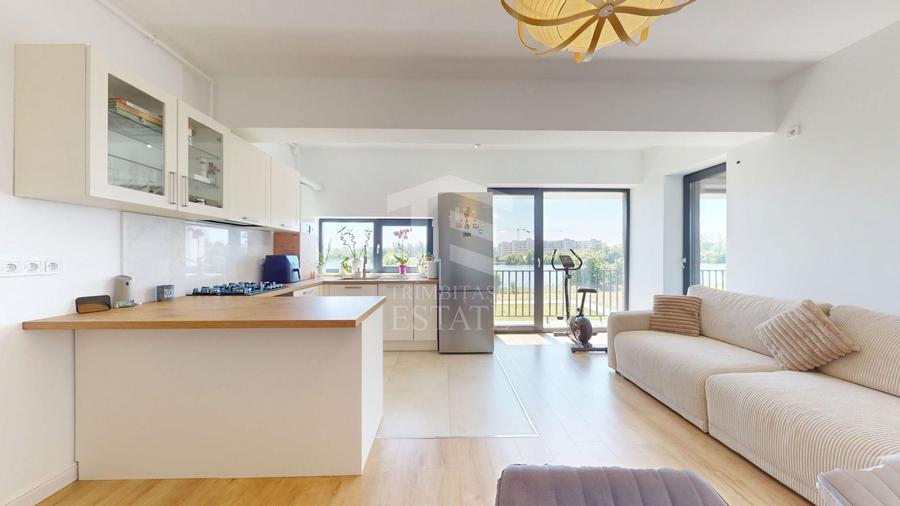 Apartament cu 3 camere decomandat, mobilat în Sisești
