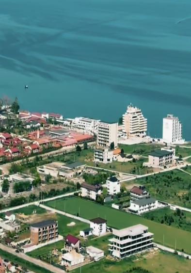 Teren Construcții intravilan de 1350 mp, în Costinești