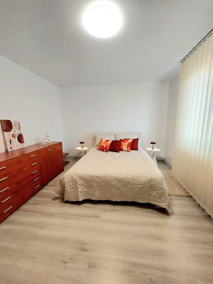 Apartament cu 2 camere semidecomandat în Central