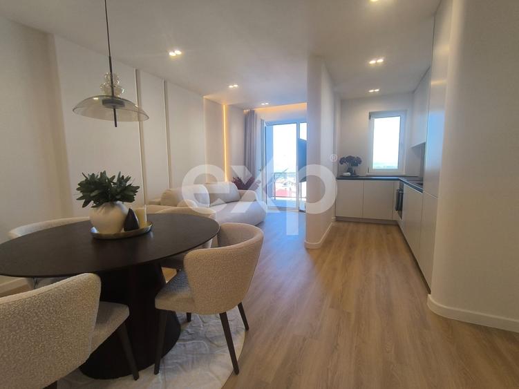 Apartament cu 2 camere semidecomandat, mobilat în Florești