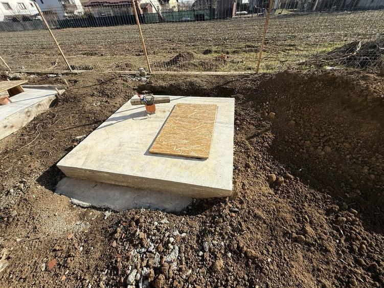 Casă cu 4 camere în Vidra