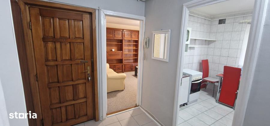 Apartament cu 2 camere decomandat, mobilat în Viile Noi