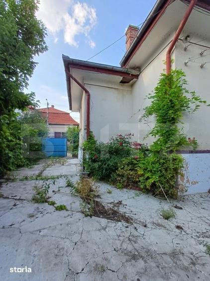 Casă cu 6 camere cu Teren 715 Mp în Turda