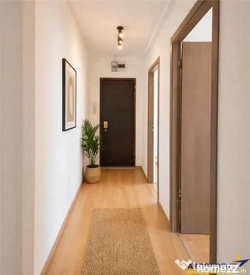 Apartament cu 3 camere semidecomandat în Vlahuță
