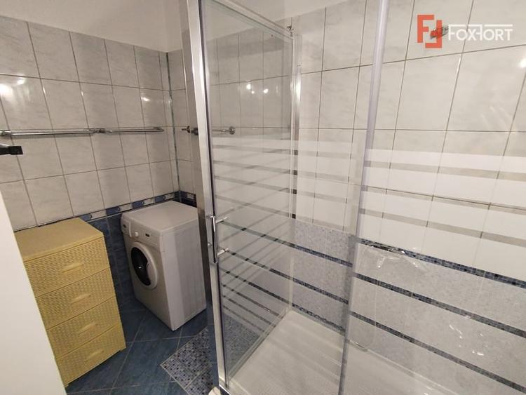 Apartament cu 3 camere decomandat, mobilat în Olimpia-Stadion
